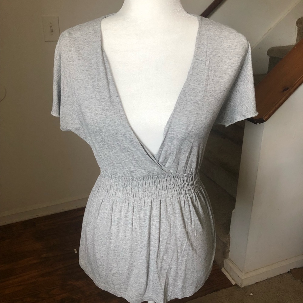 Small H&M Gray Empire-Waisted Short-Sleeved Suplice Tunic Shirt